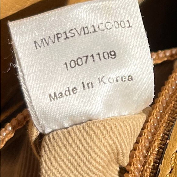 MCM Cognac Monogram Logo Bag - Picture 9 of 16